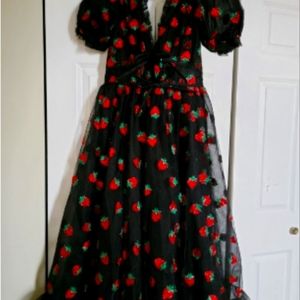 Knockoff Lirika Matoshi strawberry dress 🍓